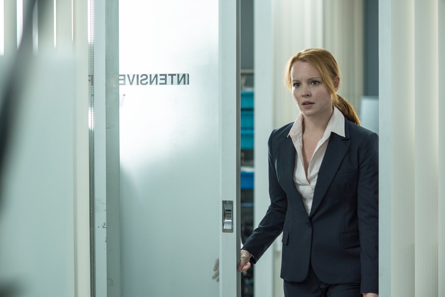 Lauren Ambrose