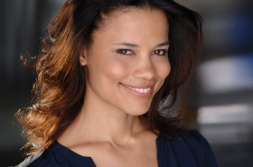 Claire De Boer