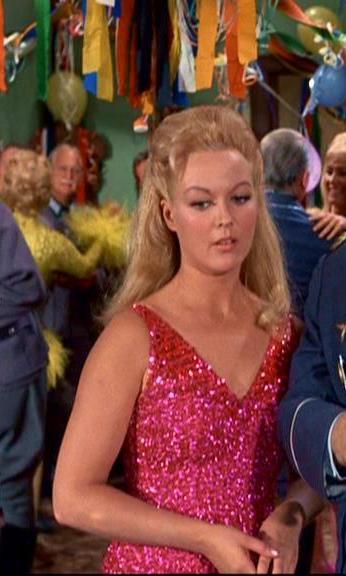Cynthia Lynn