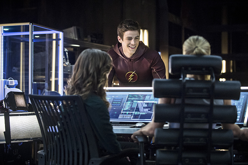Caitlin Snow