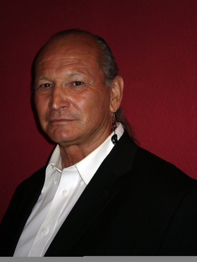 Dennis Ambriz