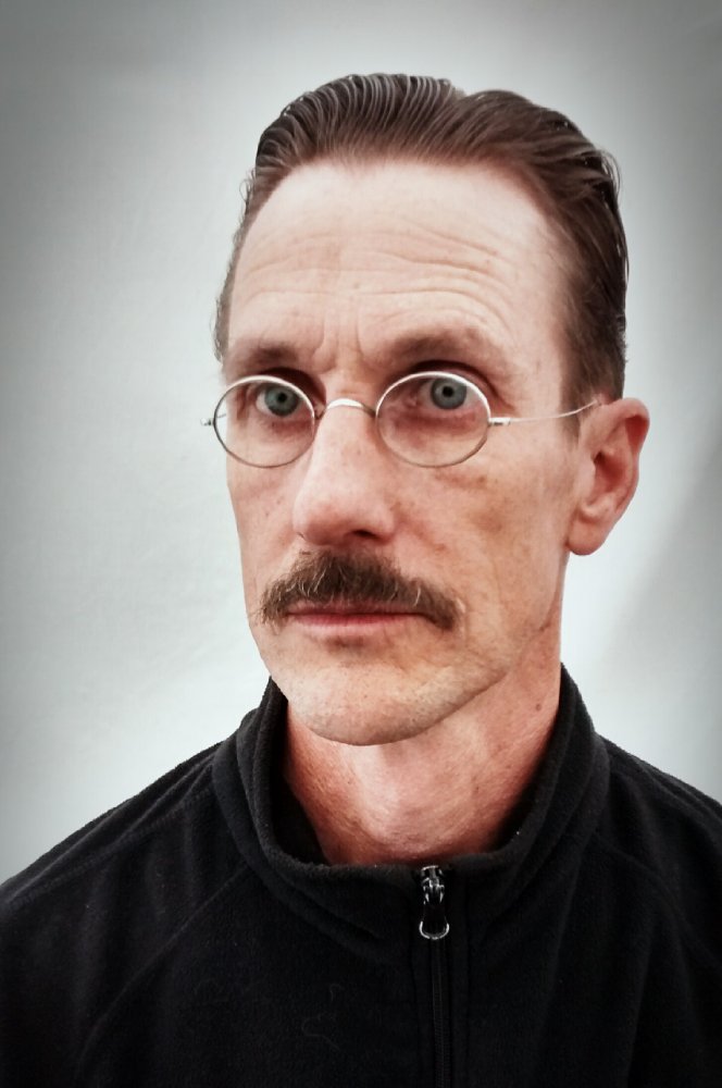 Steven F Thompson