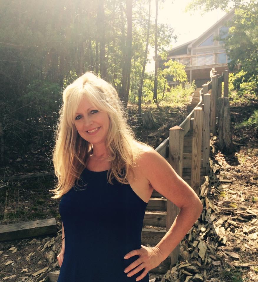 Karen Thomas
