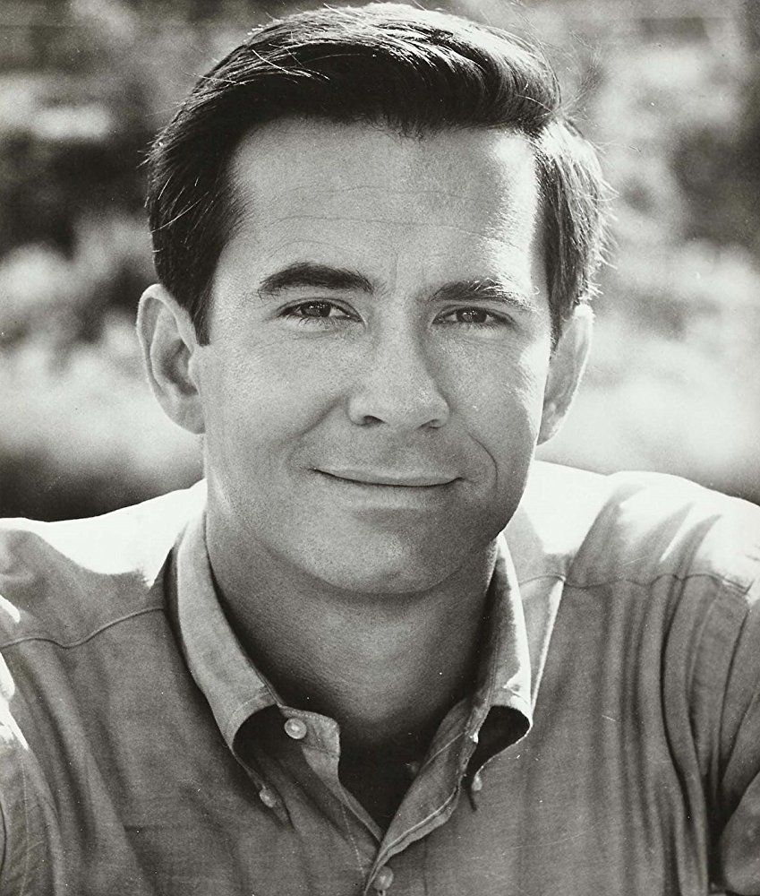 Dennis Pitt