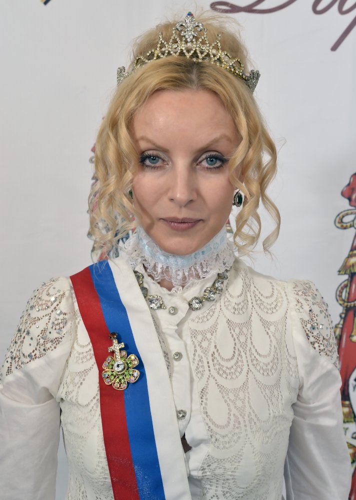 Yeva-Genevieve Lavlinski
