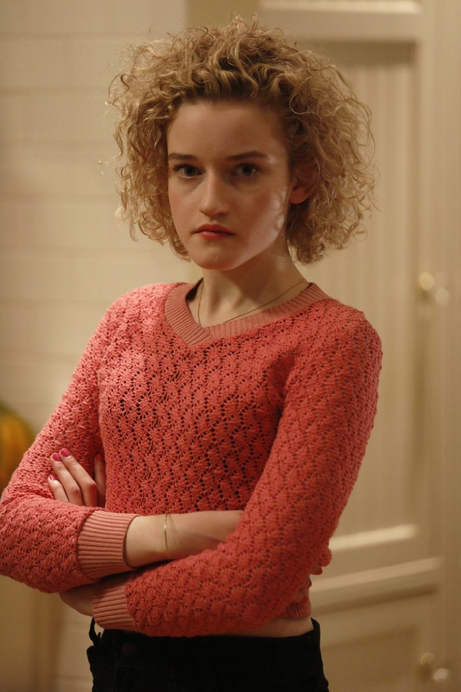 Julia Garner - IMDb