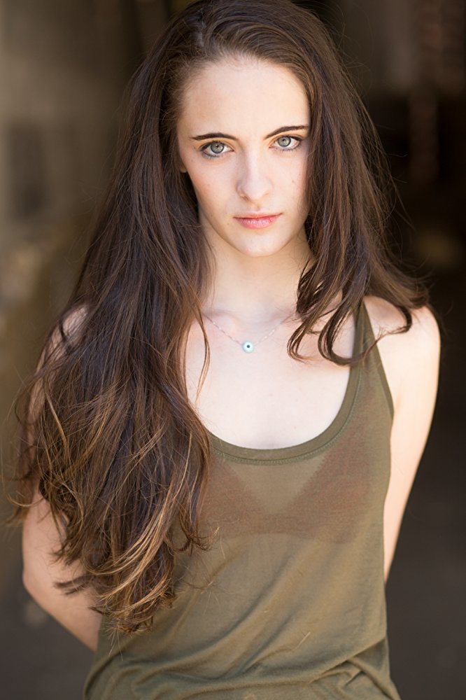 Zoë Van Tieghem