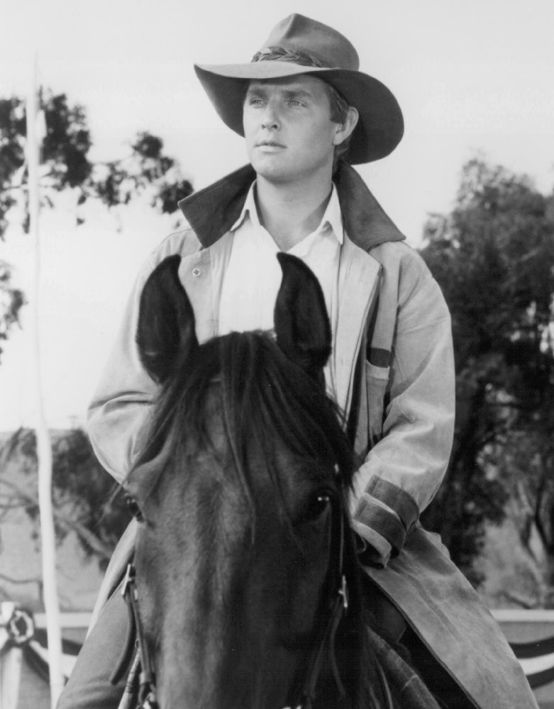 Tom Burlinson