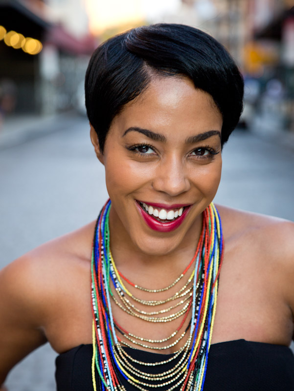 De'Adre Aziza