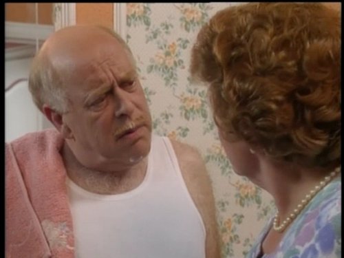 Patricia Routledge