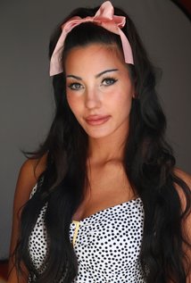 Cali De La Rosa