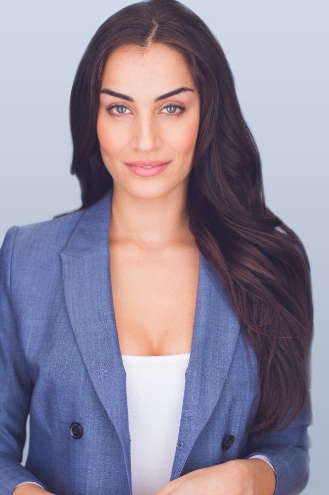Lara Wolf