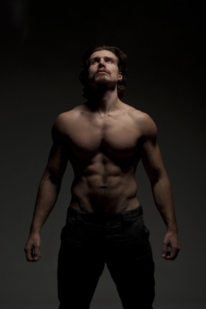 Zak Tomic