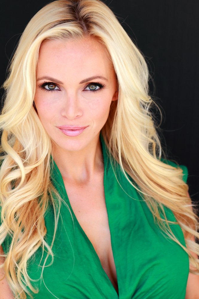 Amanda Landry