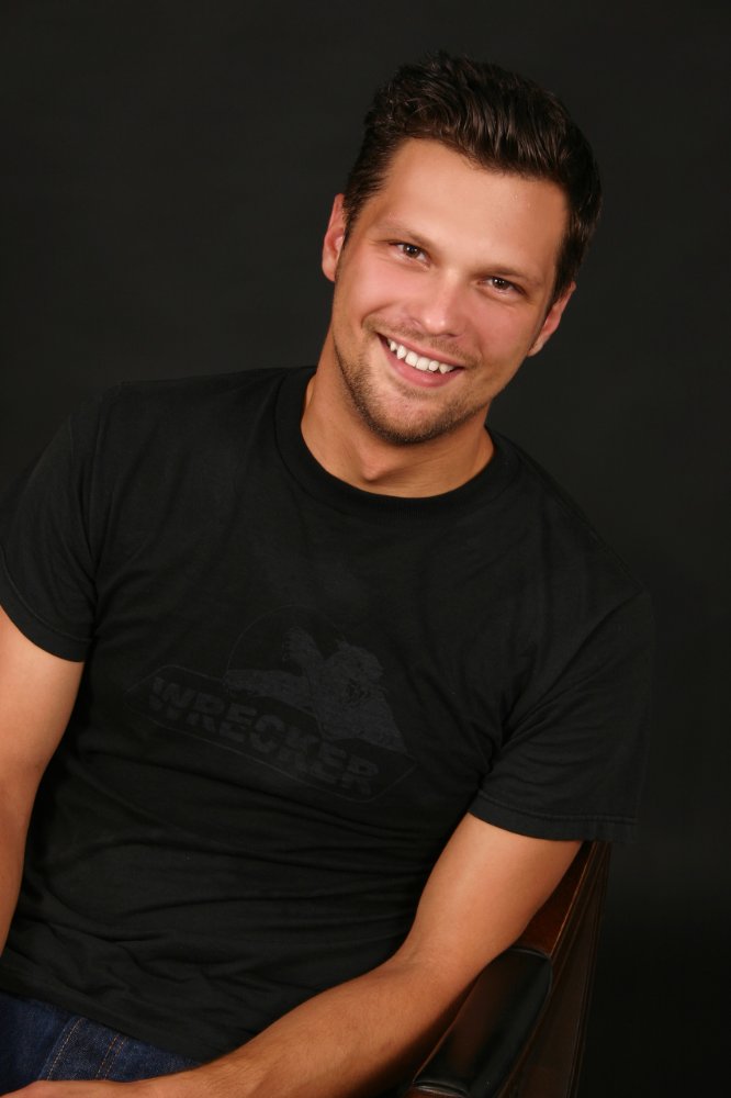 Julian McCullough