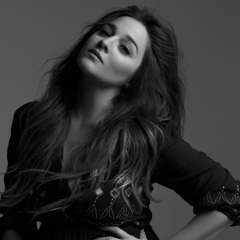 Alisan Porter
