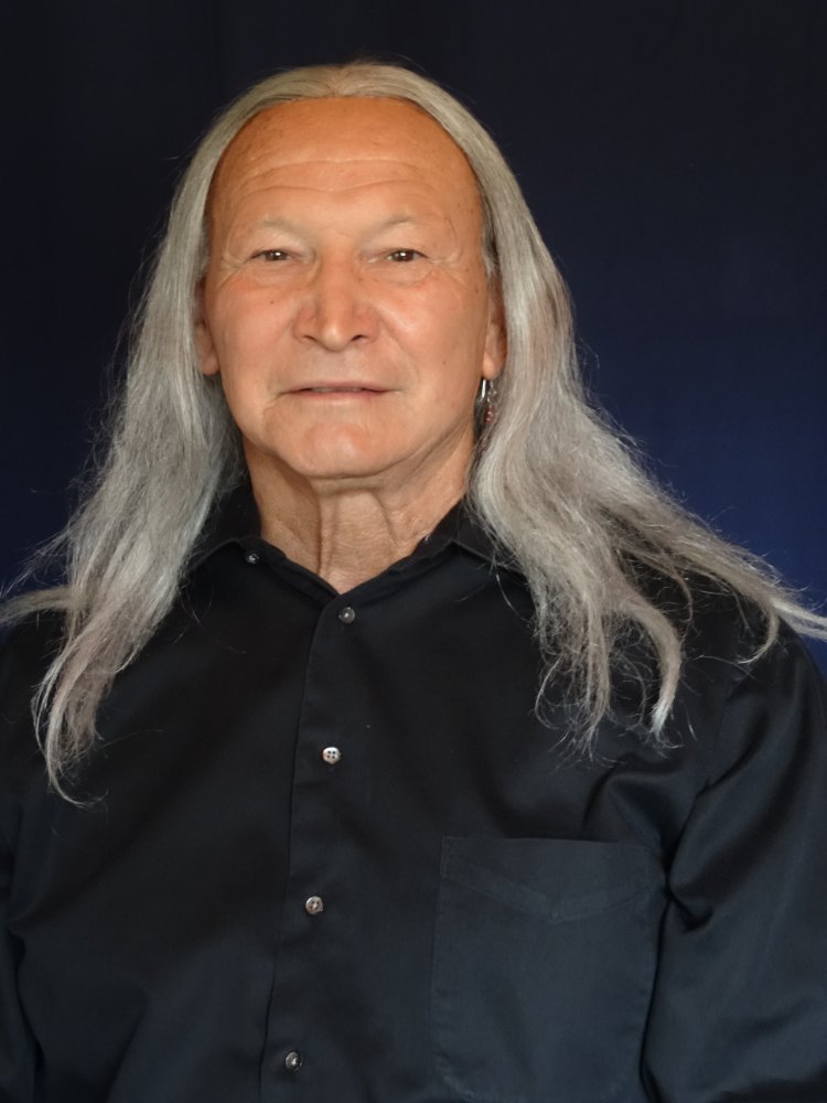 Dennis Ambriz