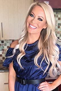 Chrissy May