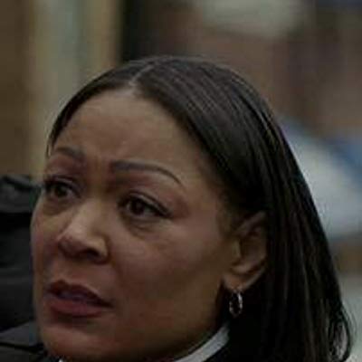 Detective, Dorothy Washington, Toni