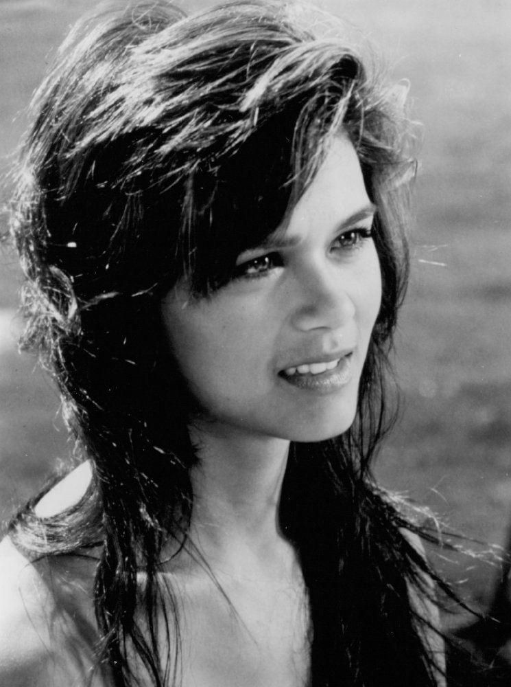 Nia Peeples