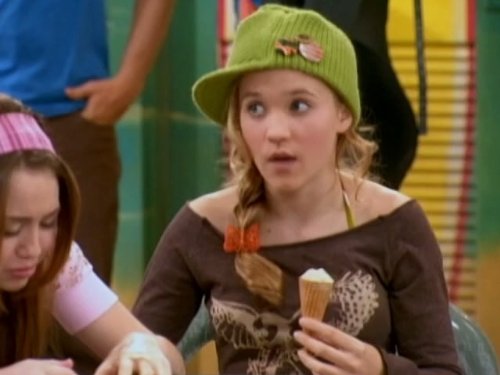 Lilly Truscott
