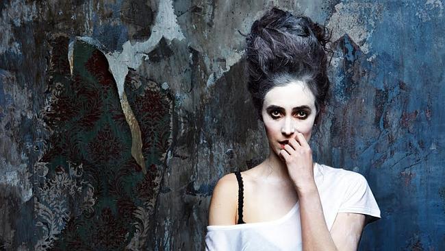Geraldine Hakewill