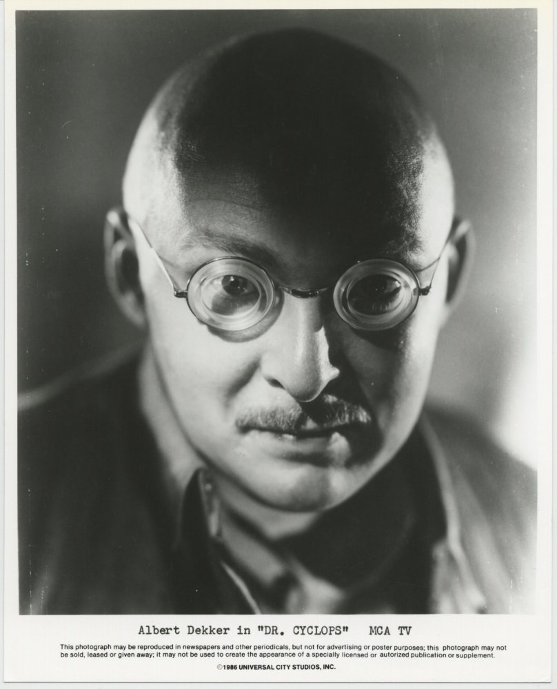 Albert Dekker