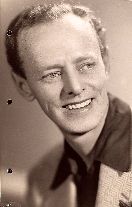 Mason Adams