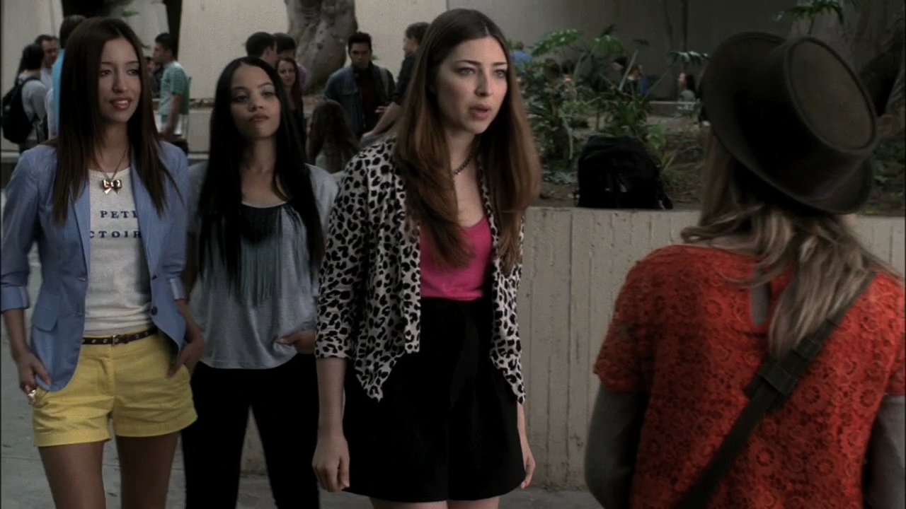Violet Harmon