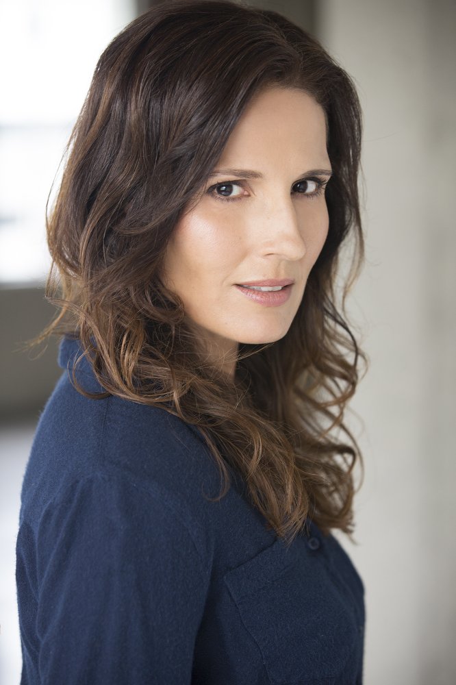 Lisa Roumain
