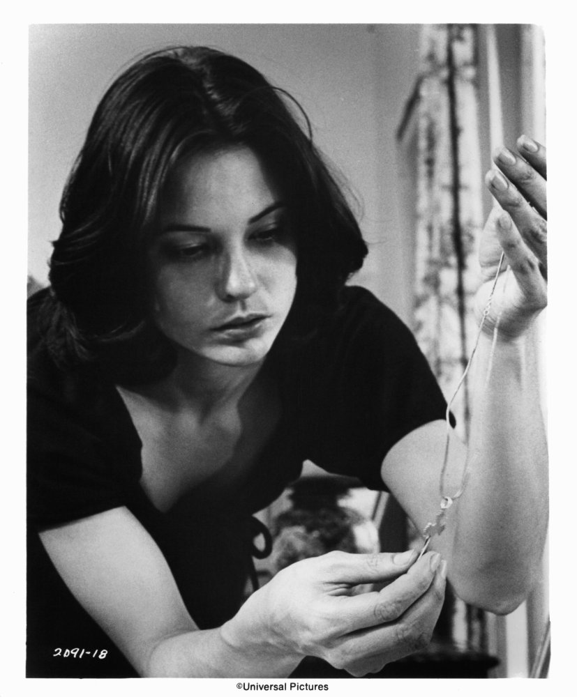 Cristina Raines