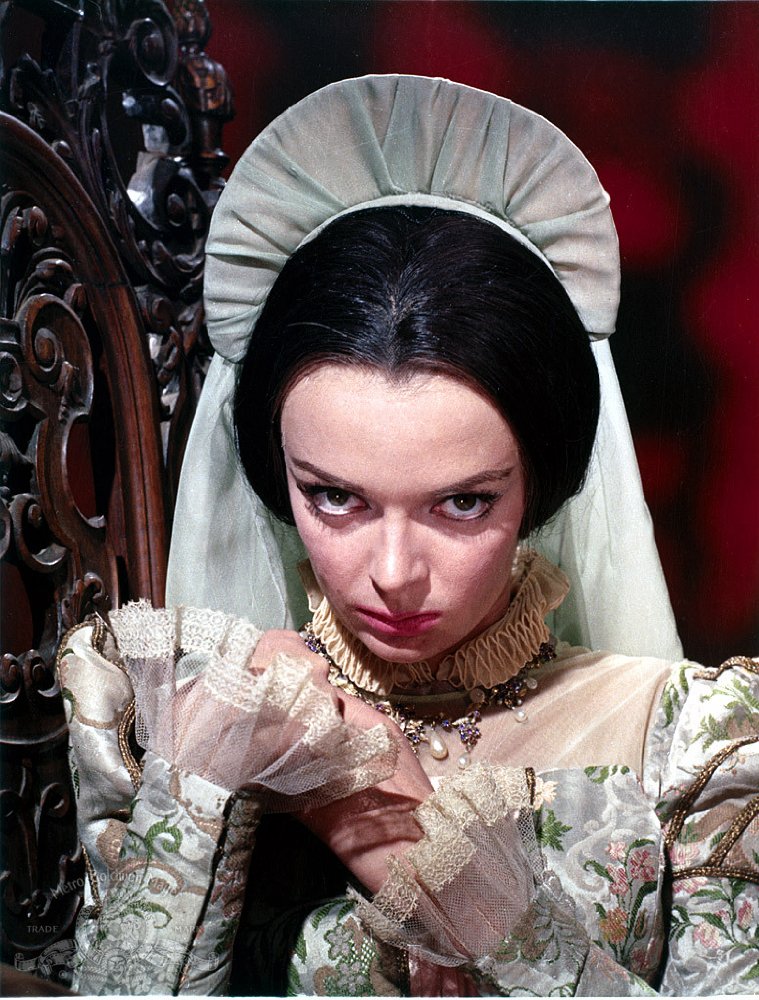 Barbara Steele