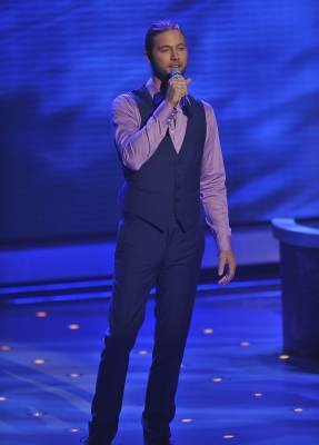 Himself, Himself - Contestant