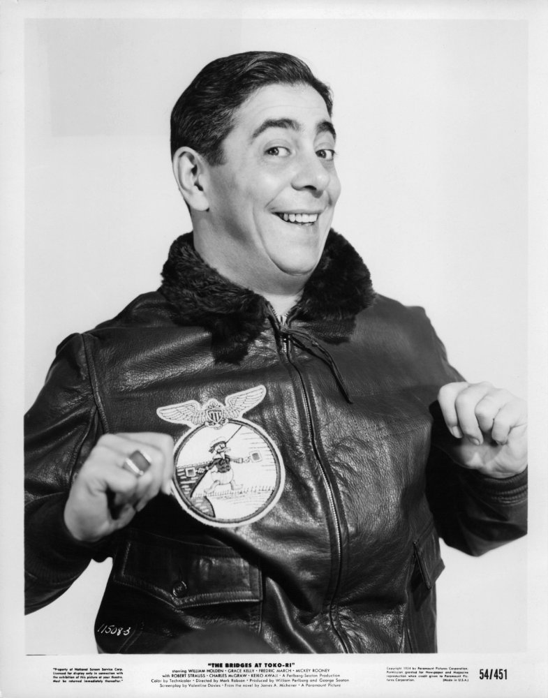 Robert Strauss