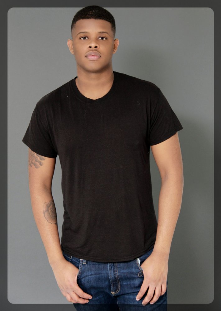 Xavier Shelton