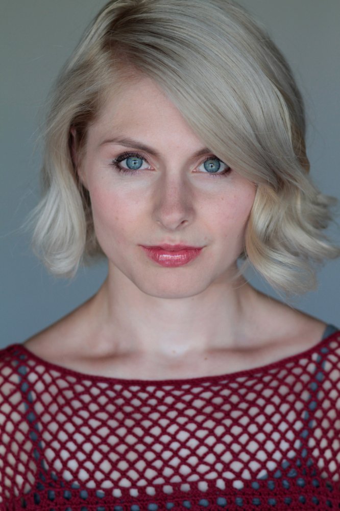 Renna Nightingale