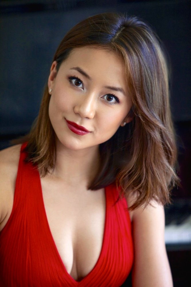 Angela Zhou