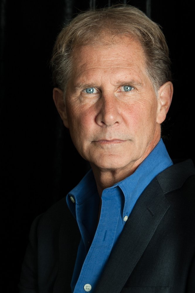 Next photo of Parker Stevenson