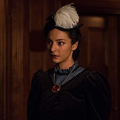 Zari Tomaz