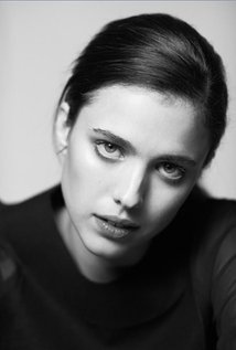 Margaret Qualley