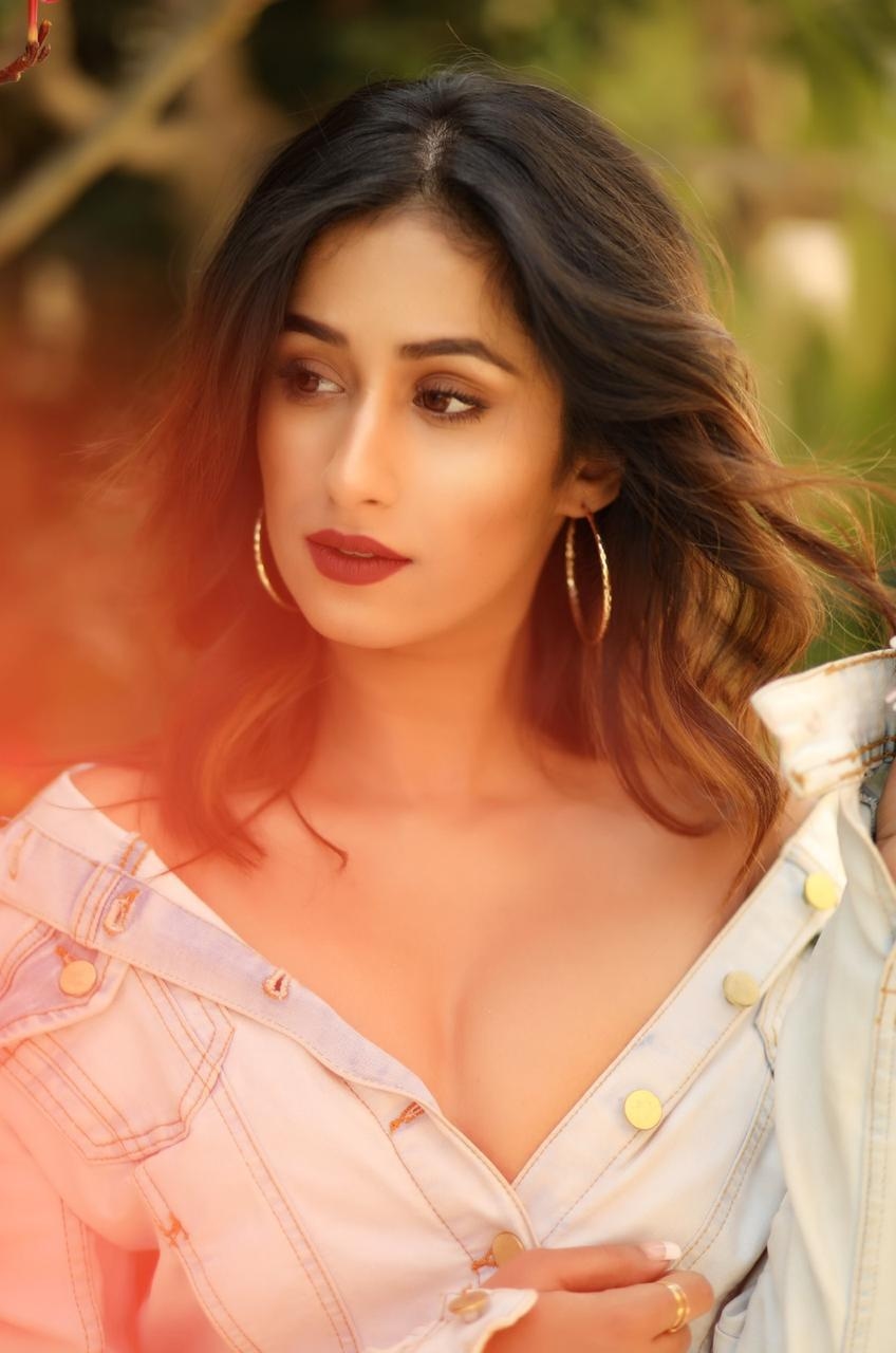 Maera Mishra