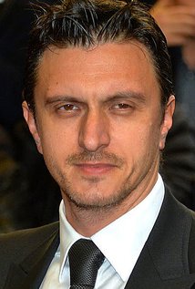 Dragos Savulescu