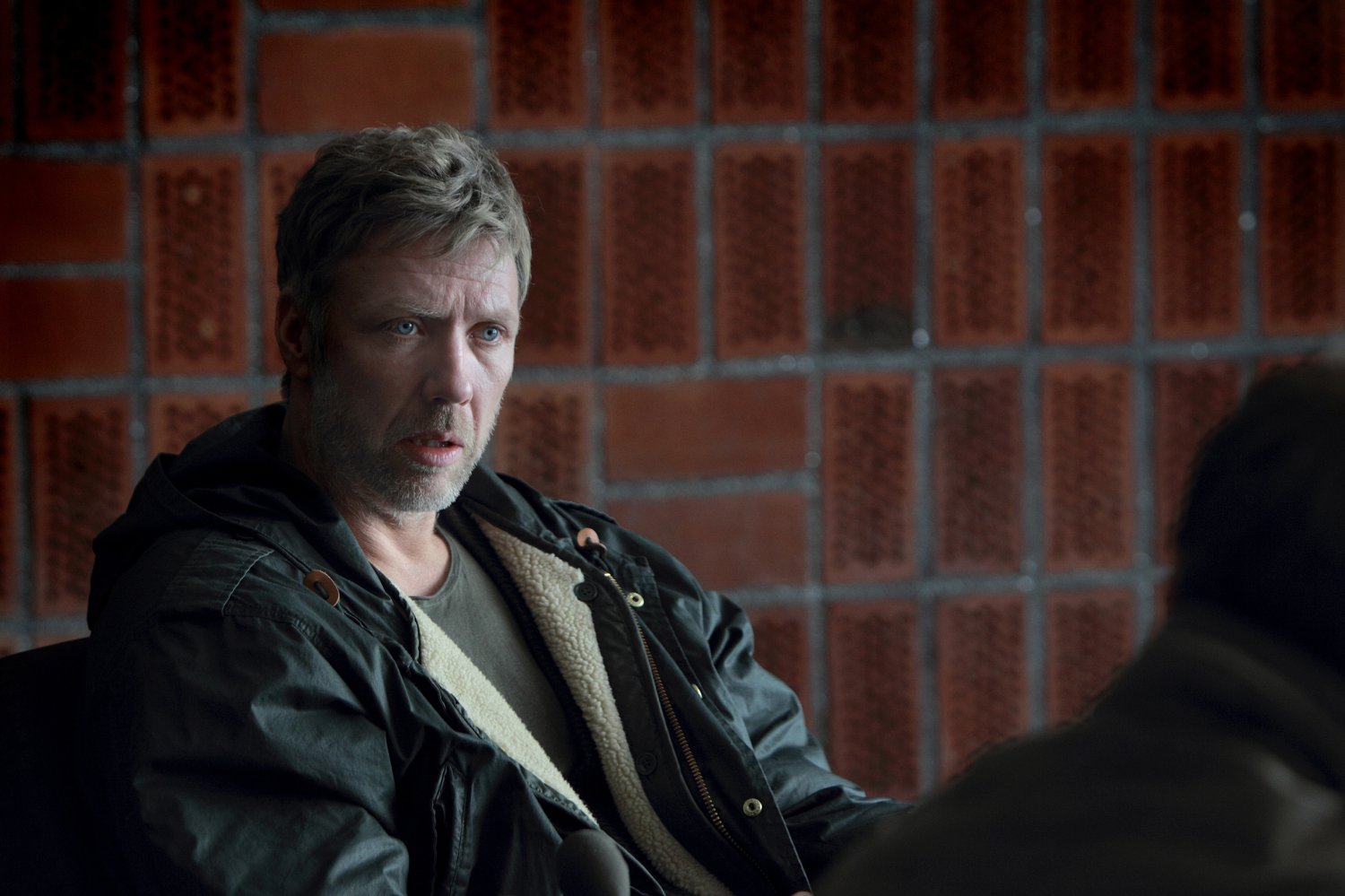 Mikael Persbrandt