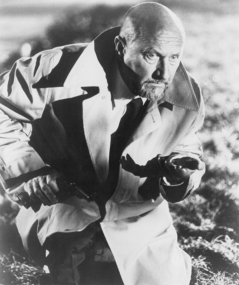 Dr. Sam Loomis