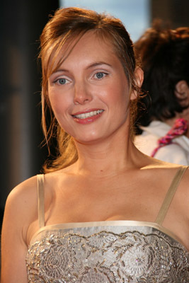 Nadja Uhl
