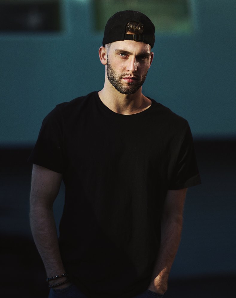 Max Marshall