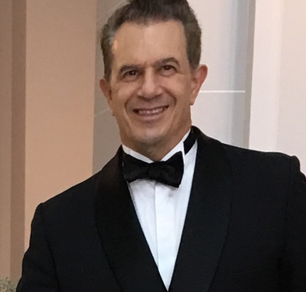 John De Bello