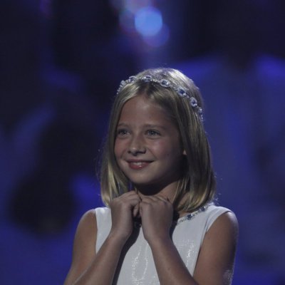 Herself - Contestant, Herself, Herself - Guest Performer