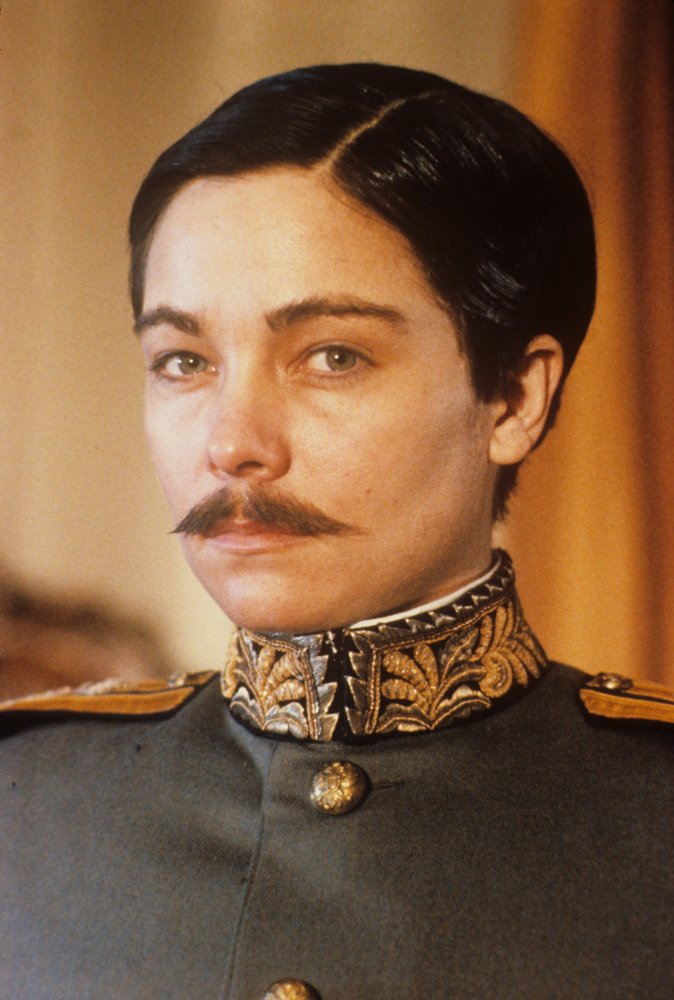 Theresa Russell
