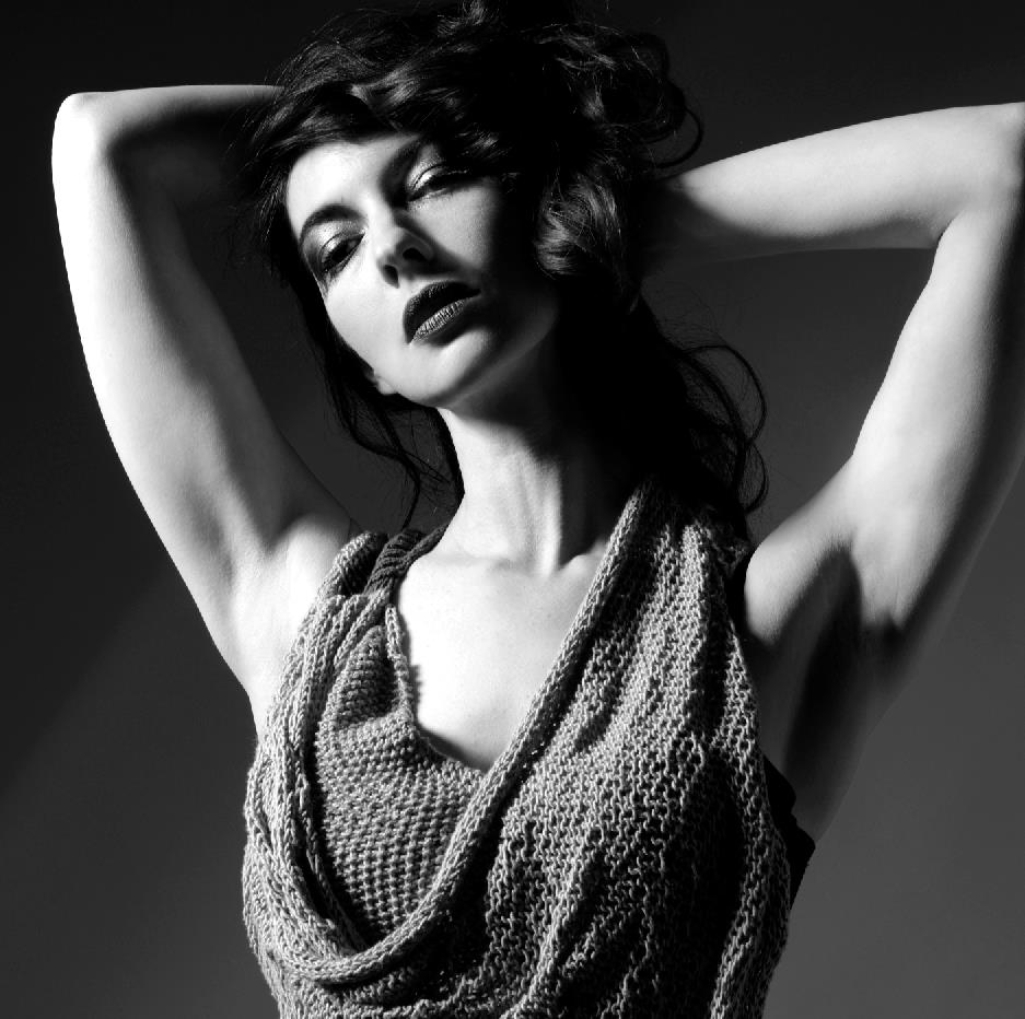 Chrysta Bell